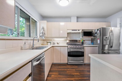 Photo 18 at 46 - 1238 Eastern Drive, Citadel PQ, Port Coquitlam