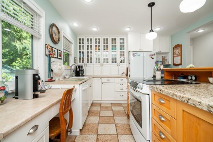 Photo 17 at 22592 132 Avenue, East Central, Maple Ridge