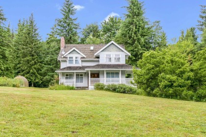 Photo 1 at 33845 Richards Avenue, Mission BC, Mission