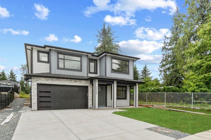 Photo 1 at 33664 Dewdney Trunk Road, Mission BC, Mission