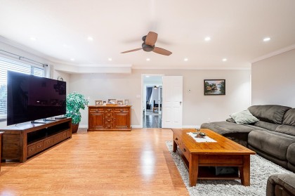 Photo 28 at 23368 124 Avenue, East Central, Maple Ridge