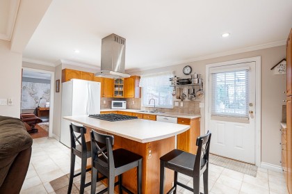 Photo 25 at 23368 124 Avenue, East Central, Maple Ridge