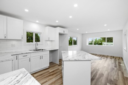 Photo 11 at 10 - 34519 Lougheed Highway, Hatzic, Mission