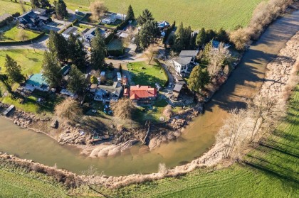 Photo 3 at 10148 Mountainview Road, Durieu, Mission