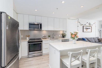 Photo 4 at 414 - 2382 Atkins Avenue, Central Pt Coquitlam, Port Coquitlam