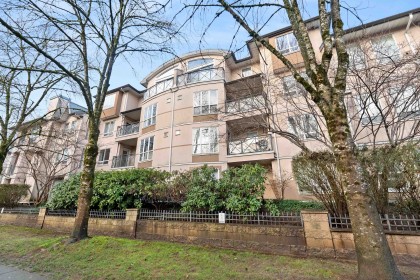 Photo 2 at 308 - 2435 Welcher Avenue, Central Pt Coquitlam, Port Coquitlam