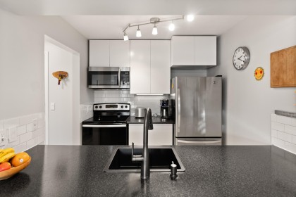 Photo 20 at 308 - 2435 Welcher Avenue, Central Pt Coquitlam, Port Coquitlam