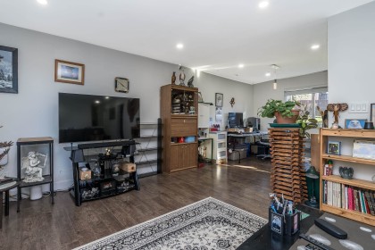 Photo 9 at 7902 Heron Street, Mission BC, Mission