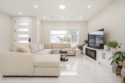 Photo 3 at 3080 Oxford Street, Glenwood PQ, Port Coquitlam