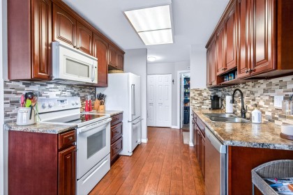 Photo 12 at 50 - 12296 224th Street, East Central, Maple Ridge