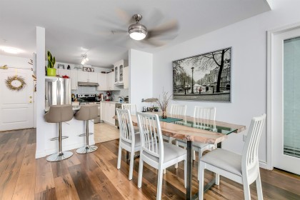 Photo 6 at 423 - 2551 Parkview Lane, Central Pt Coquitlam, Port Coquitlam