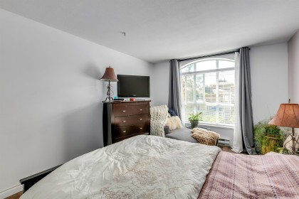 Photo 12 at 423 - 2551 Parkview Lane, Central Pt Coquitlam, Port Coquitlam