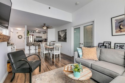 Photo 5 at 423 - 2551 Parkview Lane, Central Pt Coquitlam, Port Coquitlam