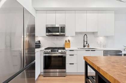 Photo 4 at 204 - 2331 Kelly Avenue, Central Pt Coquitlam, Port Coquitlam