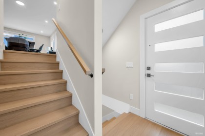 Photo 9 at 4 - 11384 207 Street, Southwest Maple Ridge, Maple Ridge