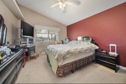 Photo 12 at 23860 118 Avenue, Cottonwood MR, Maple Ridge