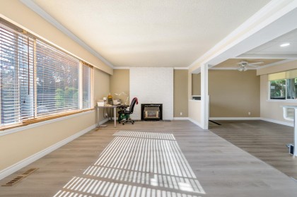 Photo 7 at 1861 Galer Way, Oxford Heights, Port Coquitlam