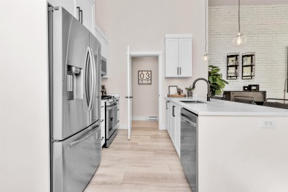 Photo 3 at 611 - 22638 119 Avenue, East Central, Maple Ridge