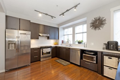 Photo 12 at 32 - 2418 Avon Place, Riverwood, Port Coquitlam