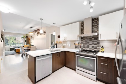 Photo 1 at 101 - 2460 Kelly Avenue, Central Pt Coquitlam, Port Coquitlam