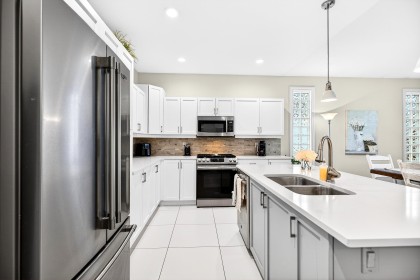 Photo 12 at 154 - 19639 Meadow Gardens Way, North Meadows PI, Pitt Meadows