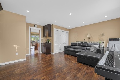 Photo 12 at 3604 Mcrae Crescent, Woodland Acres PQ, Port Coquitlam