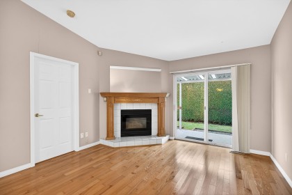 Photo 11 at 39 - 23580 Dewdney Trunk Road, Cottonwood MR, Maple Ridge