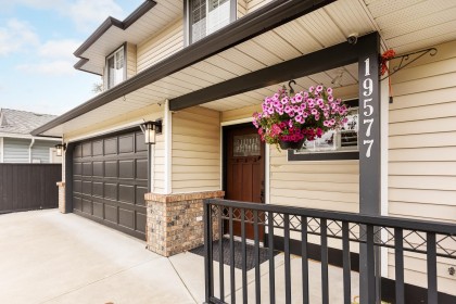 Photo 4 at 19577 Somerset Drive, Mid Meadows, Pitt Meadows