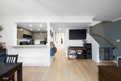 Photo 11 at 16 - 21550 Cherrington Avenue, West Central, Maple Ridge