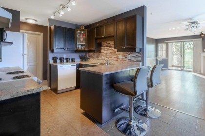 Photo 14 at 201 - 22722 Lougheed Highway, East Central, Maple Ridge