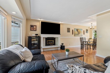 Photo 6 at 1068 Spruce Street, Lincoln Park PQ, Port Coquitlam