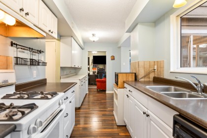 Photo 12 at 21127 Wicklund Avenue, Northwest Maple Ridge, Maple Ridge