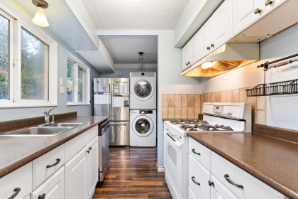 Photo 9 at 21127 Wicklund Avenue, Northwest Maple Ridge, Maple Ridge