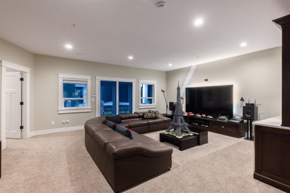 Photo 34 at 10875 Carmichael Street, Thornhill MR, Maple Ridge