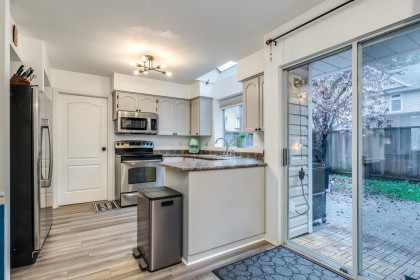 Photo 9 at 16 - 20699 120b Avenue, Northwest Maple Ridge, Maple Ridge