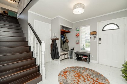 Photo 2 at 619 Swanson Place, Riverwood, Port Coquitlam