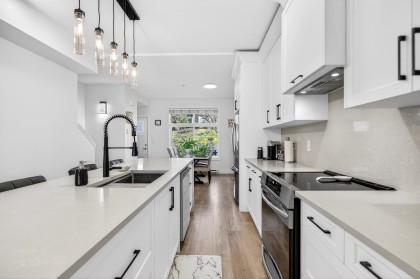 Photo 10 at 25 - 13819 232 Street, Silver Valley, Maple Ridge