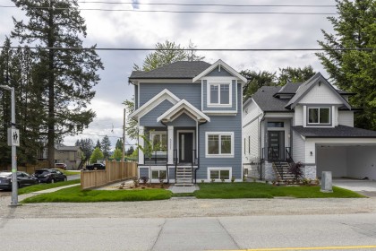 Photo 2 at 3321 Oxford Street, Glenwood PQ, Port Coquitlam