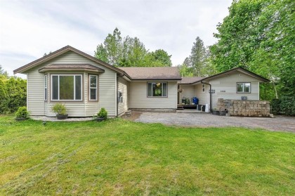 Photo 1 at 33581 Dewdney Trunk Road, Mission BC, Mission