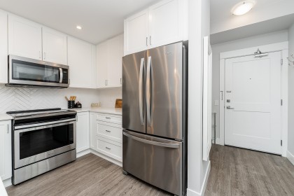 Photo 7 at 3223 - 2180 Kelly Avenue, Central Pt Coquitlam, Port Coquitlam