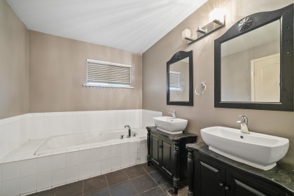 Photo 8 at 3 - 1615 Shaughnessy Street, Citadel PQ, Port Coquitlam