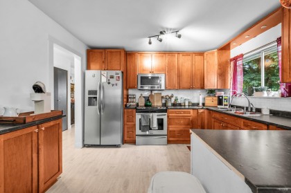 Photo 19 at 22641 Kendrick Loop, East Central, Maple Ridge