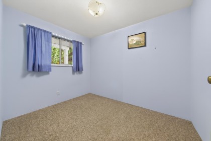 Photo 25 at 19607 Somerset Drive, Mid Meadows, Pitt Meadows