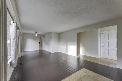 Photo 9 at 11939 Dover Street, West Central, Maple Ridge