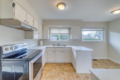 Photo 10 at 11939 Dover Street, West Central, Maple Ridge