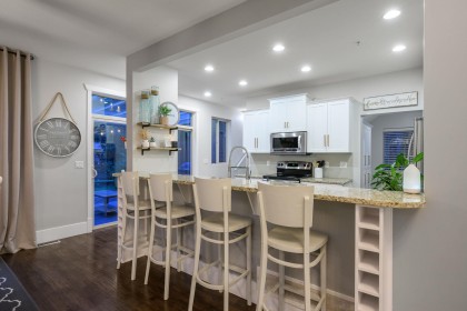 Photo 8 at 24891 106b Avenue, Thornhill MR, Maple Ridge