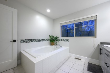 Photo 21 at 24891 106b Avenue, Thornhill MR, Maple Ridge