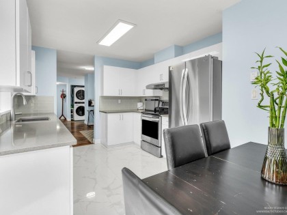 Photo 5 at 101 - 2285 Pitt River Road, Central Pt Coquitlam, Port Coquitlam