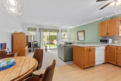 Photo 12 at 11915 237a Street, Cottonwood MR, Maple Ridge