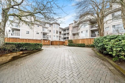 Photo 1 at 215 - 2678 Dixon Street, Central Pt Coquitlam, Port Coquitlam